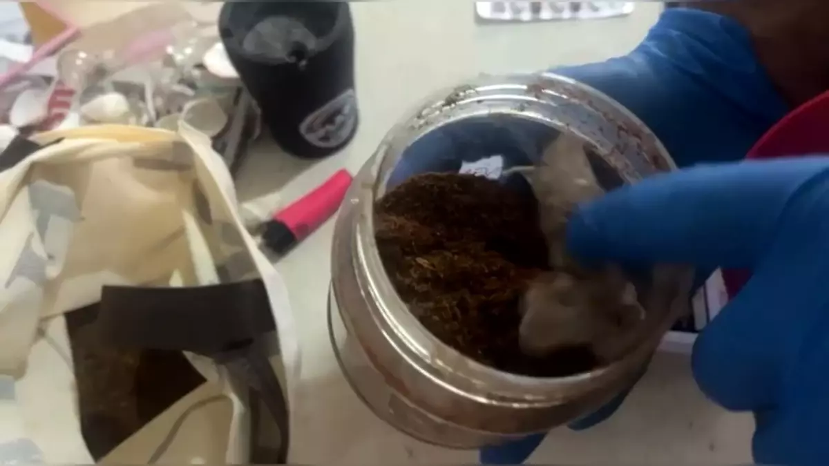 adanada uyusturucu operasyonu 7 gozalti 5Z2WFwQa