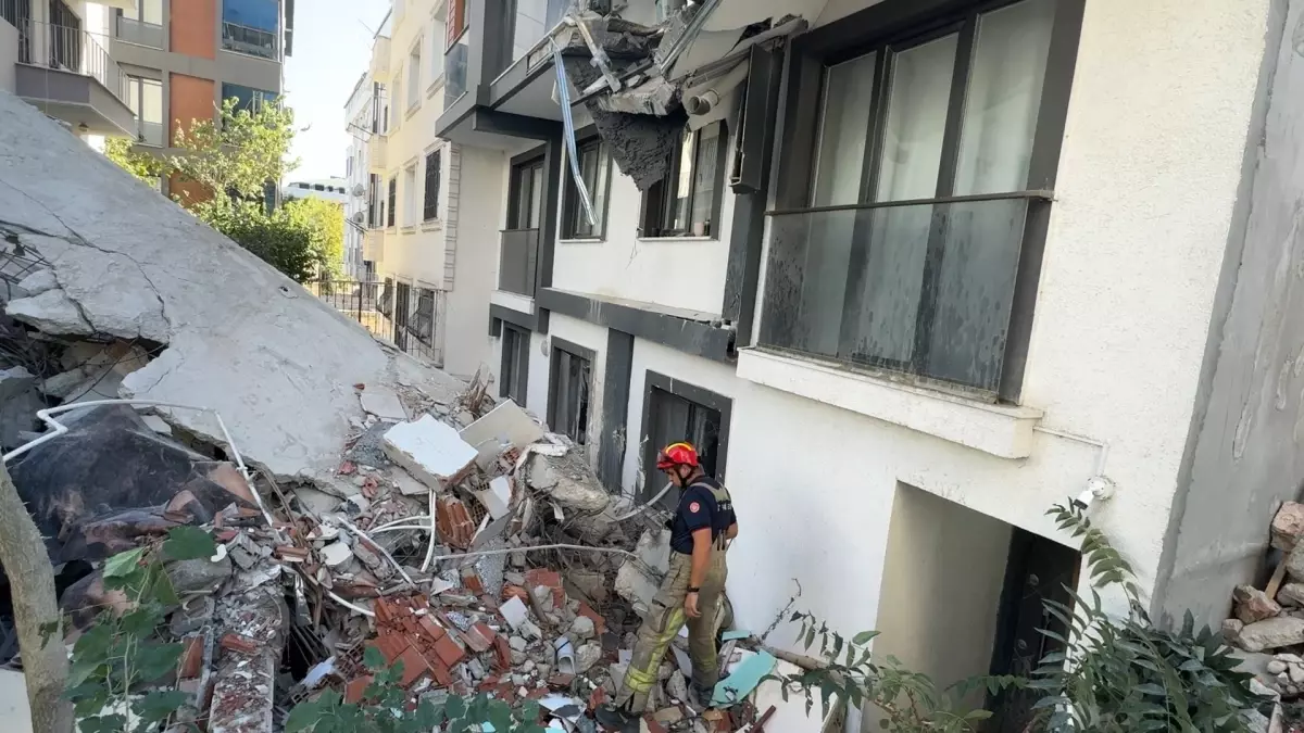 avcilarda yikim faciasi bina devrildi 2UcKq6B8