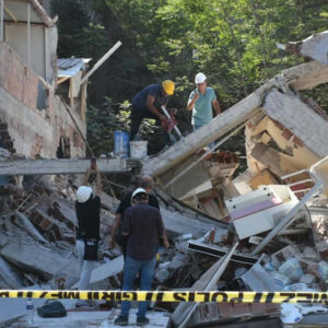 balikesirde 879 artci sarsinti bix1wiBr