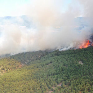 boluda yangin sondurme calismalari devam ediyor A3tUAs9O