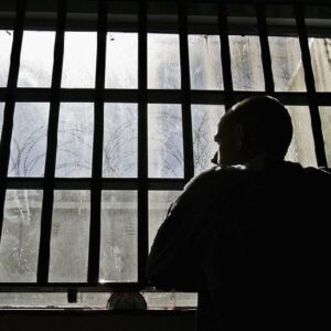 britanya ve gallerde cezaevlerinde mahkum olumleri ve siddet vakalarinda ciddi artis yasandi Gm8B3yrm