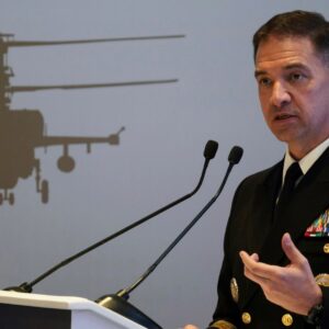 centcomun yeni komutani gorevi devraldi xMwhVakO