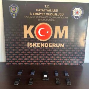 iskenderunda gumruk kacagi cep telefonu ele gecirildi MIK9jHr1