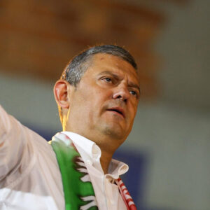 ozgur ozel acikladi eski akpli vekilden ahlaksiz teklif 2 milyon dolar ver tahliye ol h4JTI39U