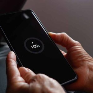 telefonunuzu bu sekilde sarj etmek size pahaliya mal olabilir iste turkiyede dolasan yeni dolandiricilik yontemi Kd53QO2U