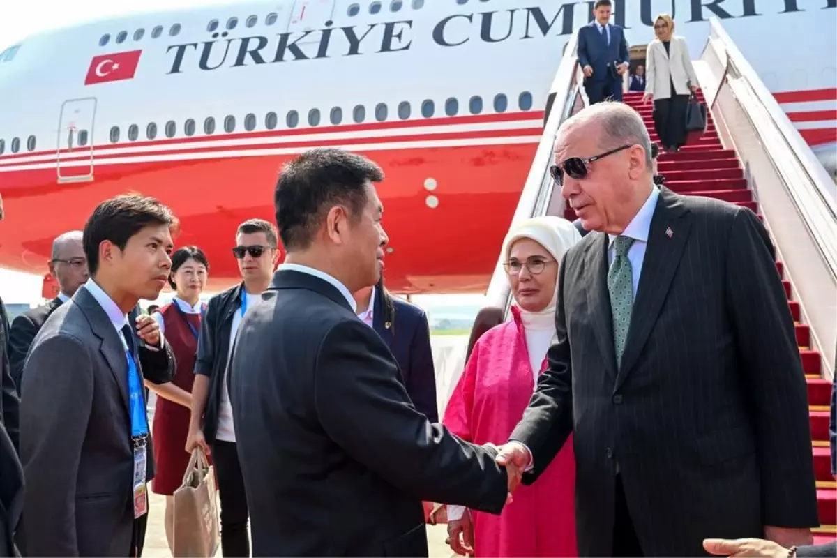 album cumhurbaskani erdogan 2025 shanghai isbirligi orgutu zirvesi icin cinde EkJNqhFw
