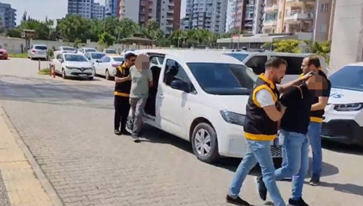 copleri asagi atmayin dedi dayak yedi irrC68Of