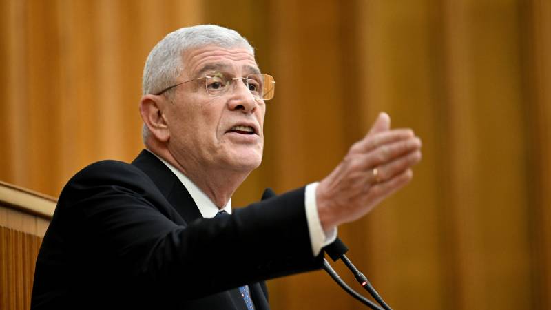 dervisoglundan mhpli feti yildiza ocalani meclis kursusune davet edenler meclisin onun ayagina gitmesini arzuluyor J8yQxNjT