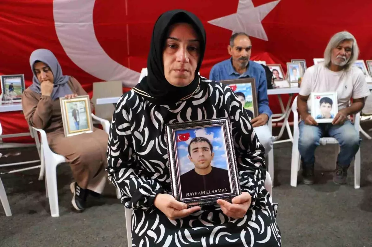 diyarbakir anneleri 7 yildir evlat nobeti tutuyor PaxpTVtd