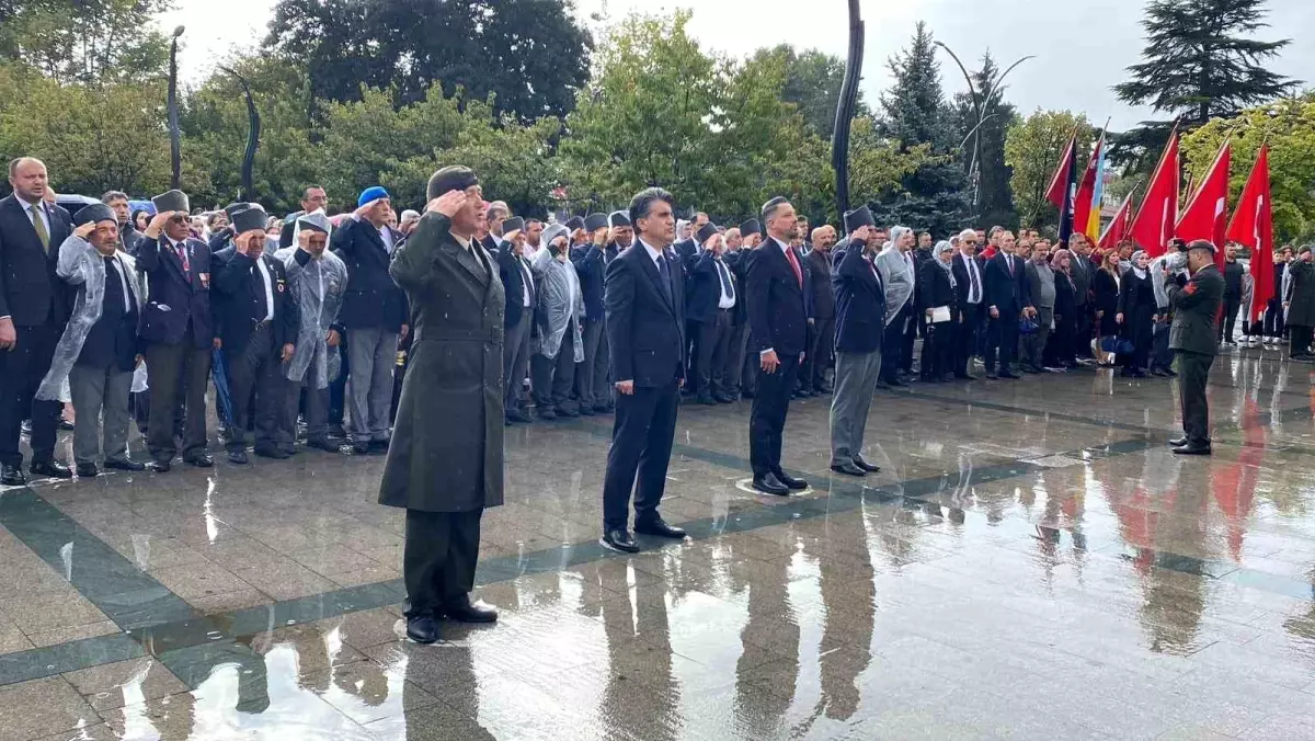 gaziler gunu yagmur altinda coskuyla kutlandi YzjwC3it