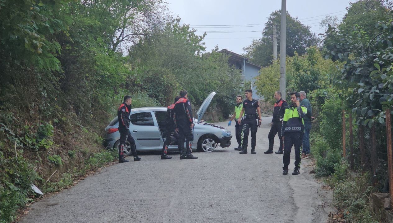 jandarmadan kacti lastigi patlayinca kaza yapti a1tr8wGq