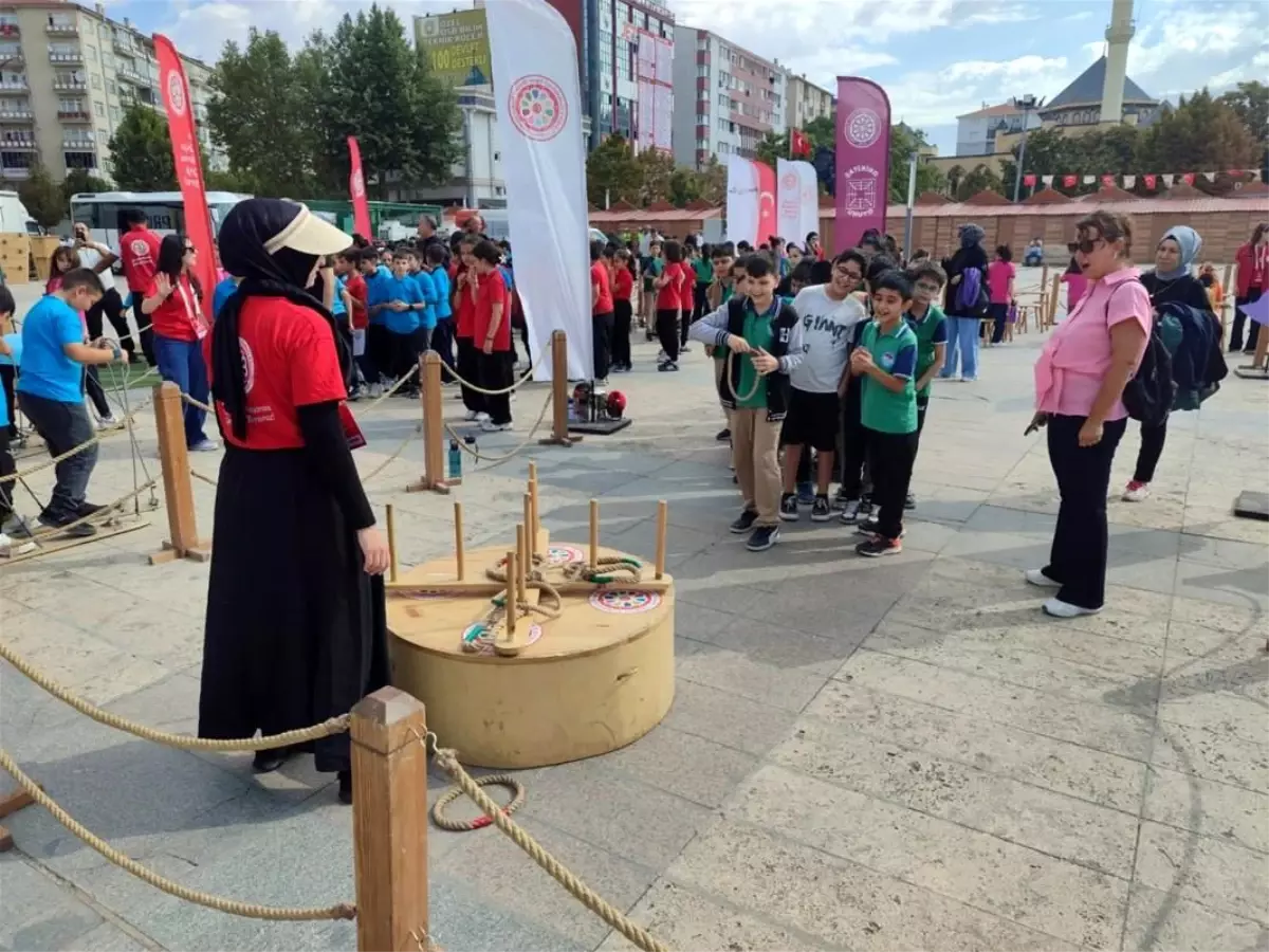 kirsehirde geleneksel cocuk oyunlari etkinligi kKgVd6JV