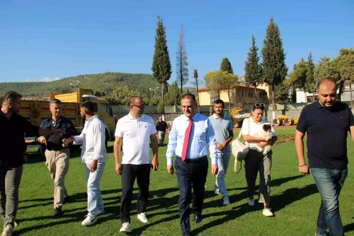 mugla ataturk stadyumu insaati devam ediyor JGFmueOq