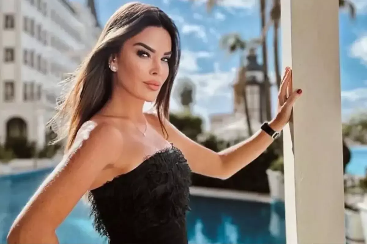 ozlem yildiz bicak altina yatti hastane odasindan ilk mesaj geldi IsYwV8Pp