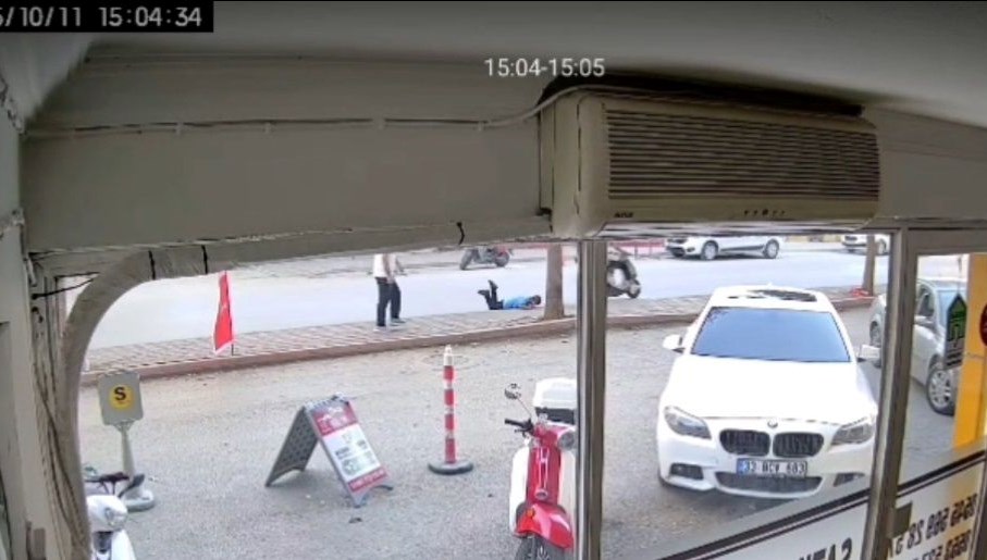 hem ters yonde ilerledi hem de cocuga carpip kacti 5XPLQBaK.jpg