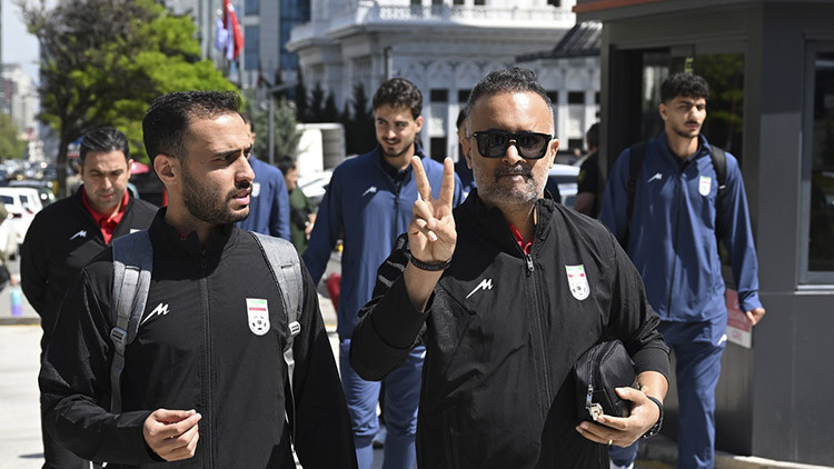 iran-milli-takimi-abd-vizesi-icin-ankarada-OTuemb1f
