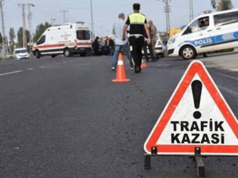 Uskudarda forklift evin bahcesine uctu surucu hayatini kaybetti jp1C36mV
